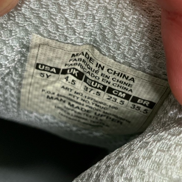 Under Armour BGS Curry 2 Low Sneakers Size 5 Youth 1275082-100 White - Picture 6 of 6